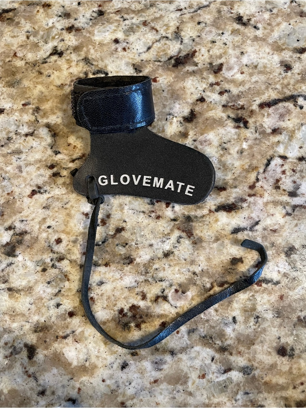 GloveMate in Black